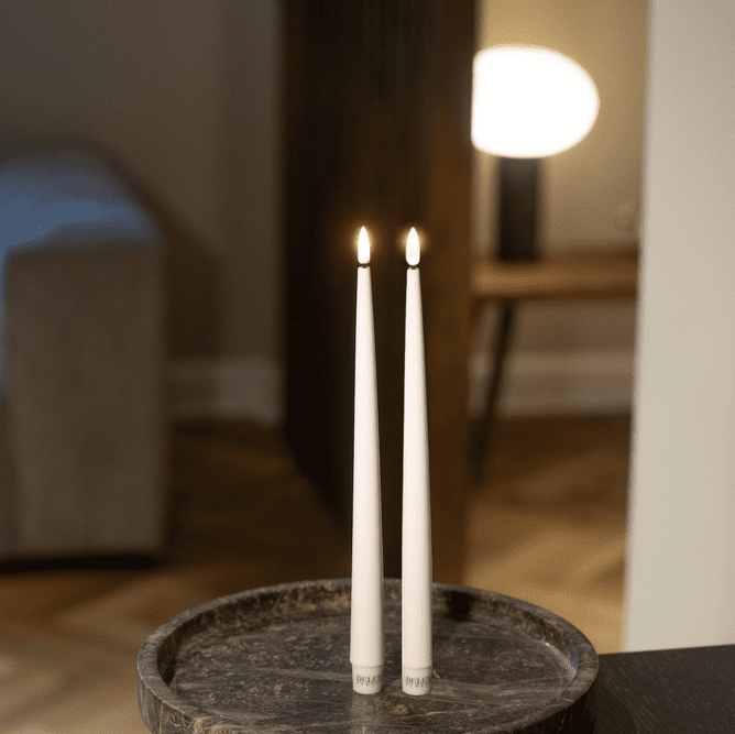 LED Kerzenlicht mit Lack, 2 Stück (28 cm)