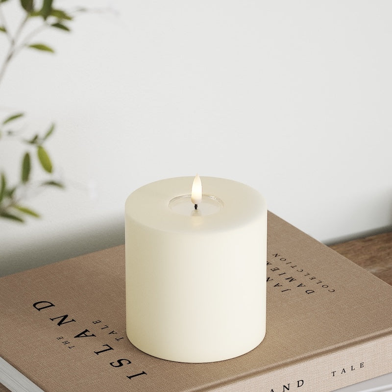 Deluxe Homeart LED Blockkerzen Ø 10 x 10 cm Creme