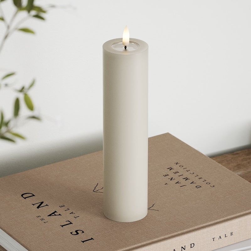 Deluxe Homeart LED Blockkerzen Ø 5 x 20 cm Sand