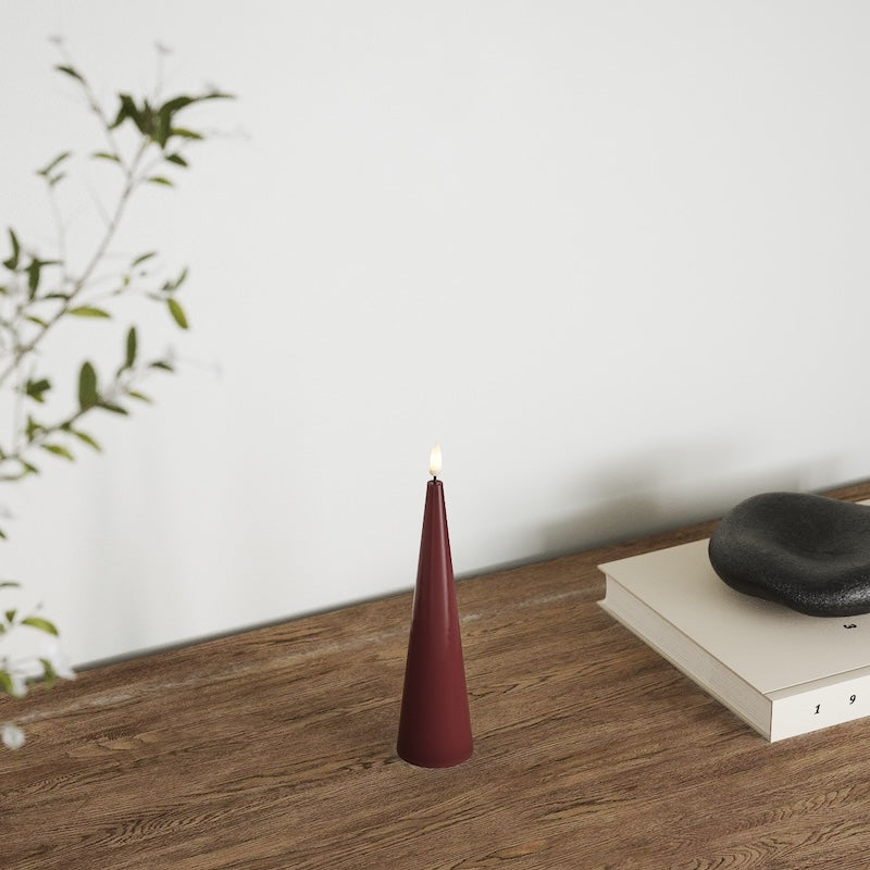 Deluxe Homeart Kegelleuchte D 5 x H 20 cm Bordeaux