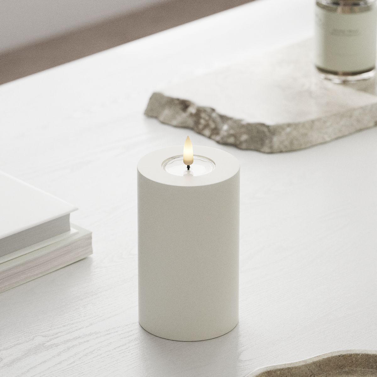 Deluxe Homeart LED Blockkerzen Ø 7,5 x 12,5 cm Weiß LED Blockkerzen 1