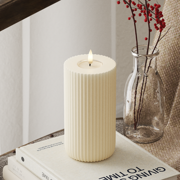 Deluxe Homeart Solid Stripe LED Blockkerzen Ø 8 x 15 cm Creme LED Form 4