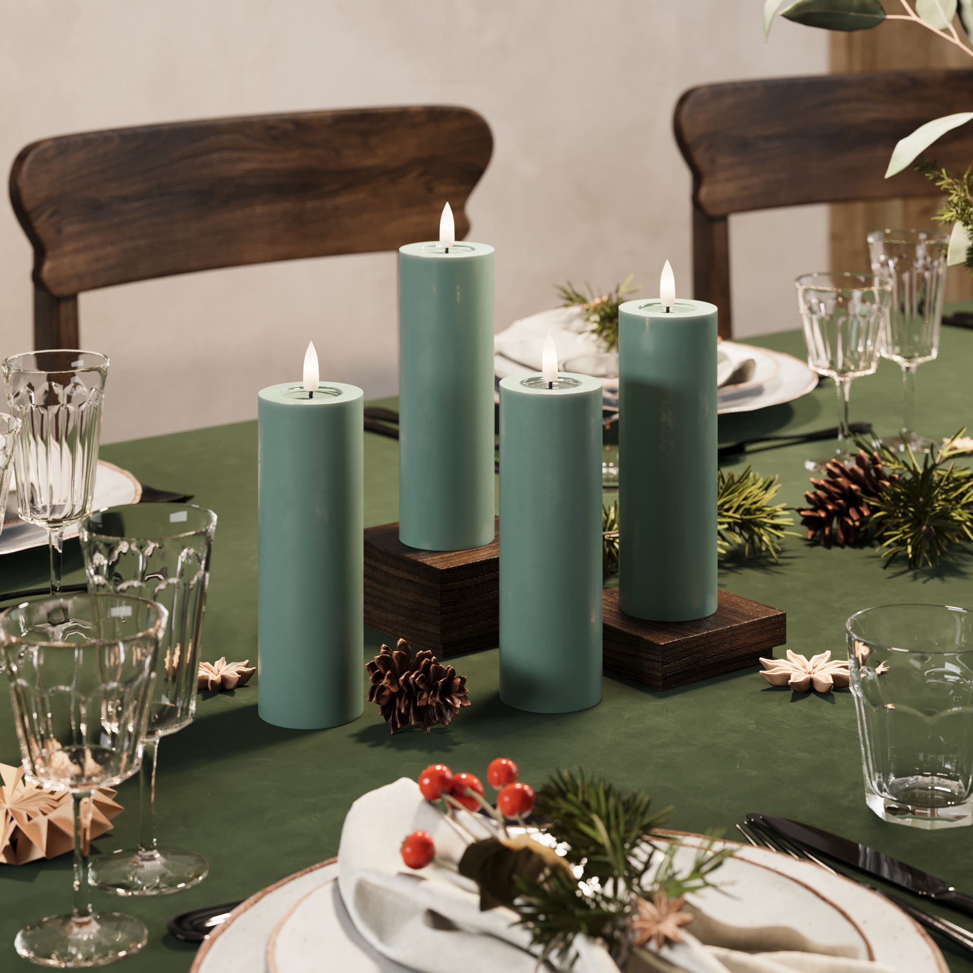 LED-Blockkerzen Ø 5 x 15 cm Jadegrün + 4 Stück