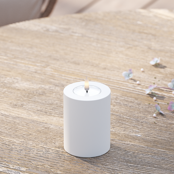 Deluxe Homeart Draußen LED Blockkerzen Ø 7,5 x 10 cm Weiß LED Außenleuchte Blockkerzen 2